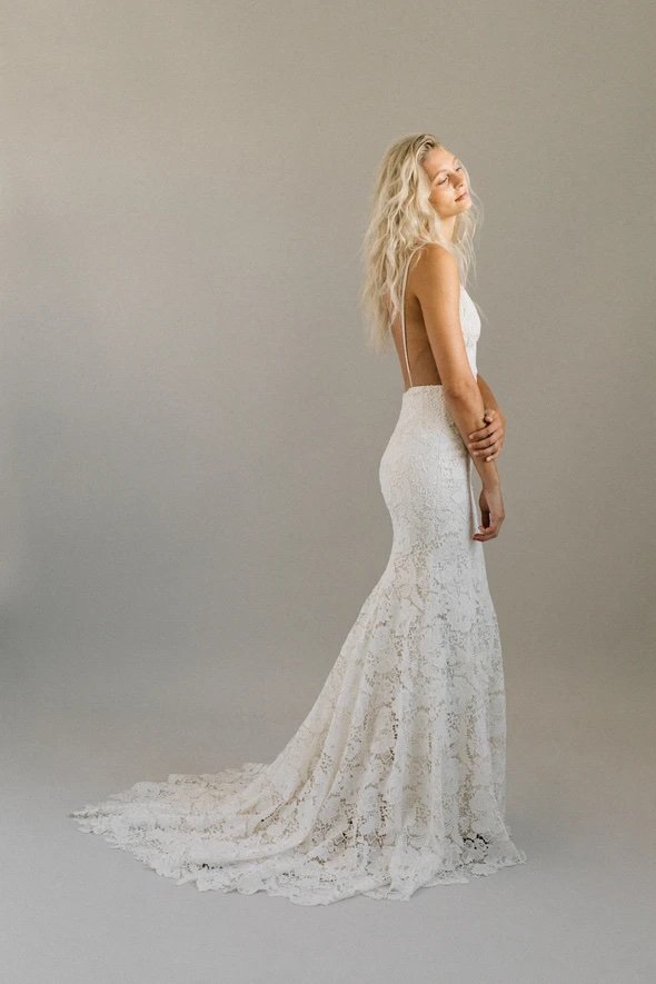 backless-boho-lace-wedding-gown_590x.jpg